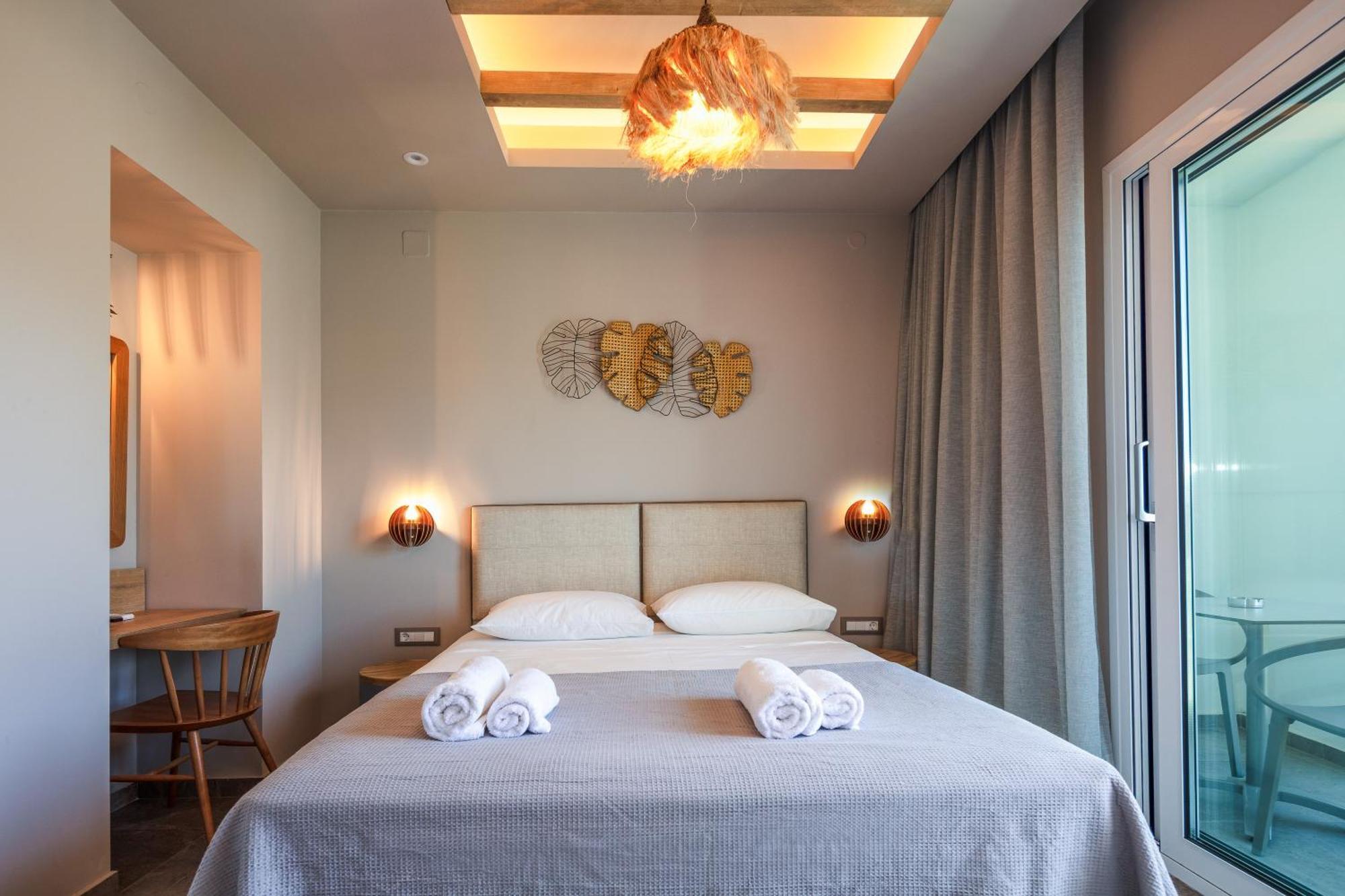 Skipper Beachfront Suites 赫索尼索斯 客房 照片