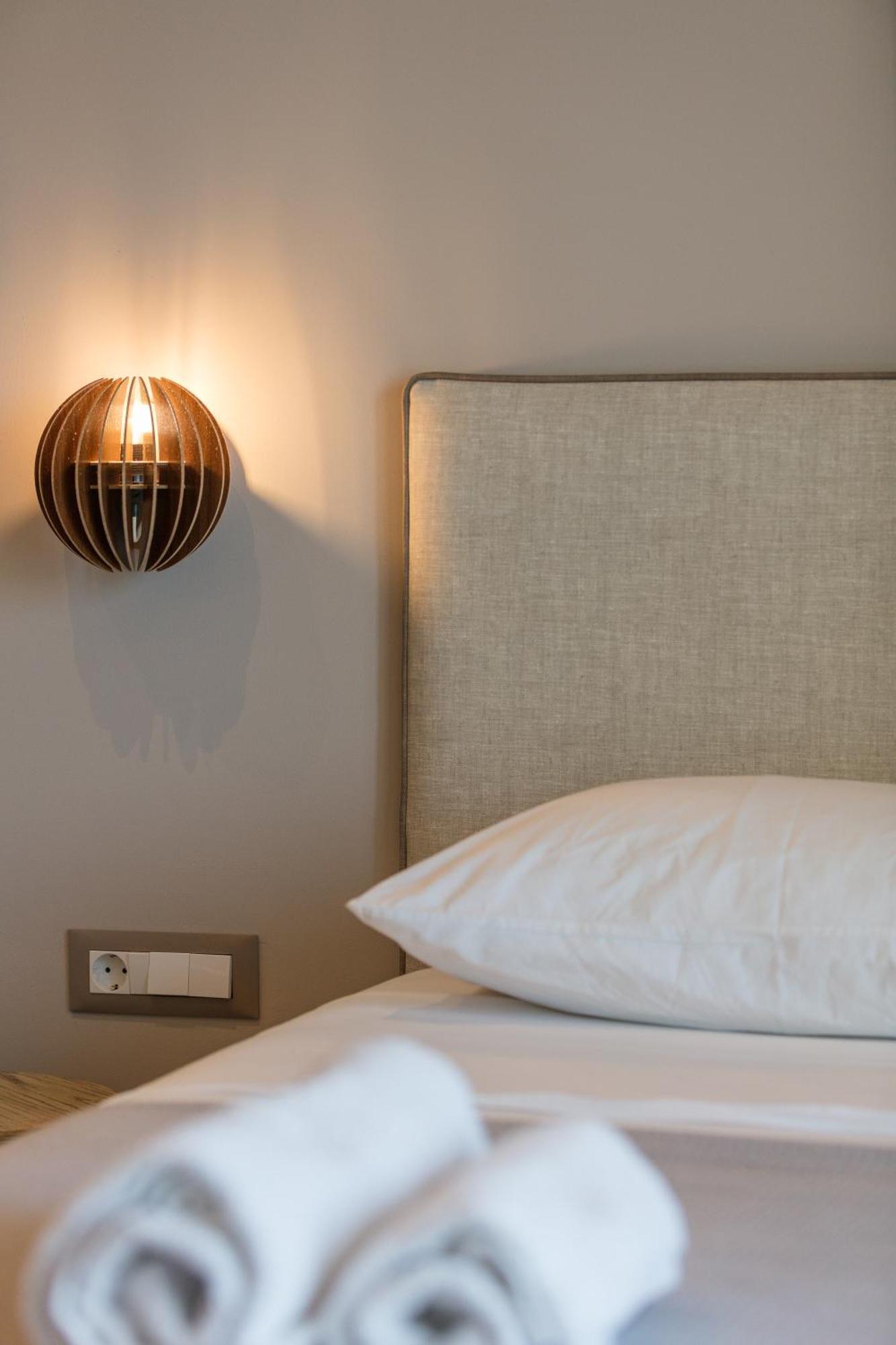 Skipper Beachfront Suites 赫索尼索斯 客房 照片