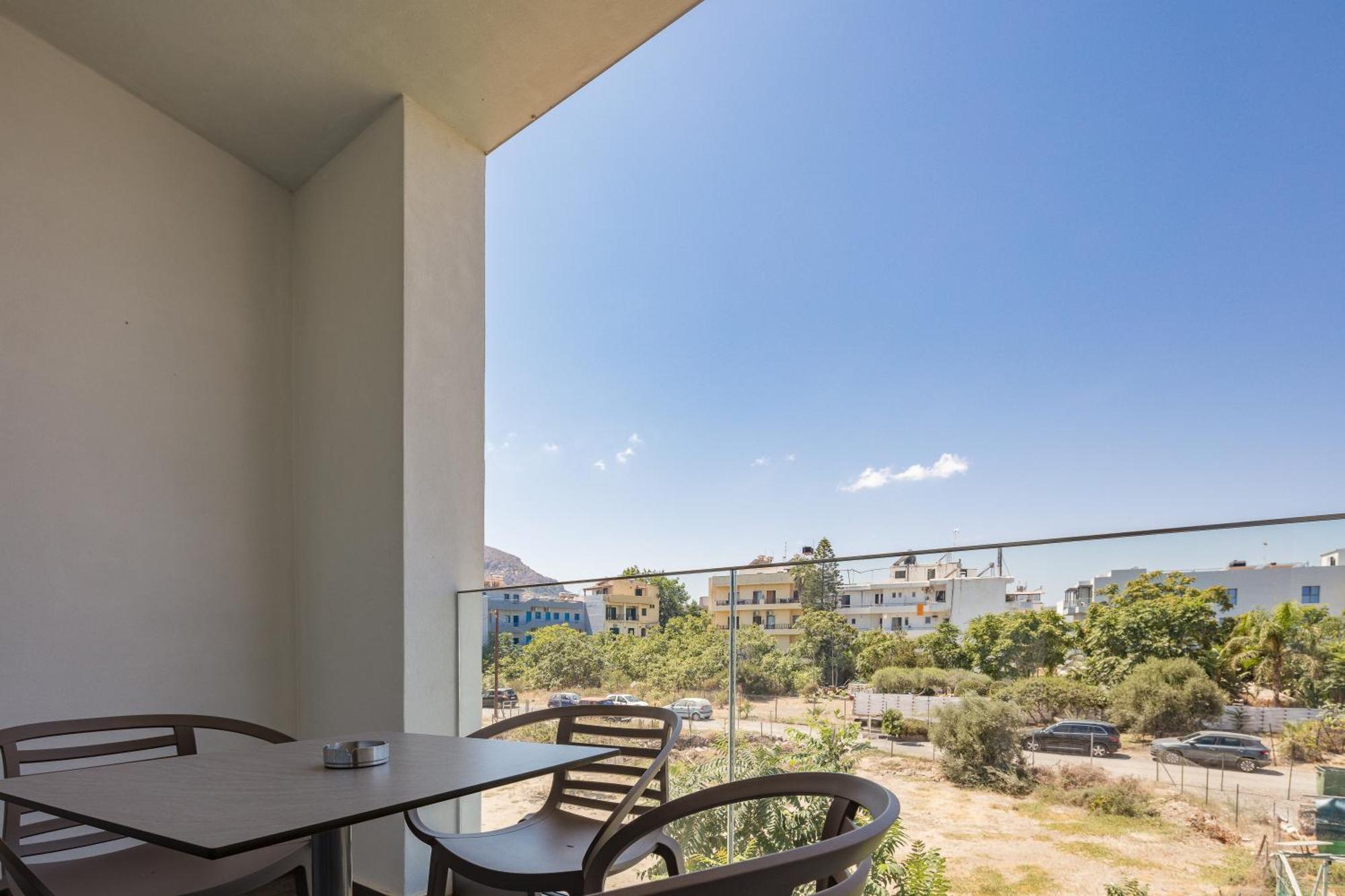 Skipper Beachfront Suites 赫索尼索斯 客房 照片