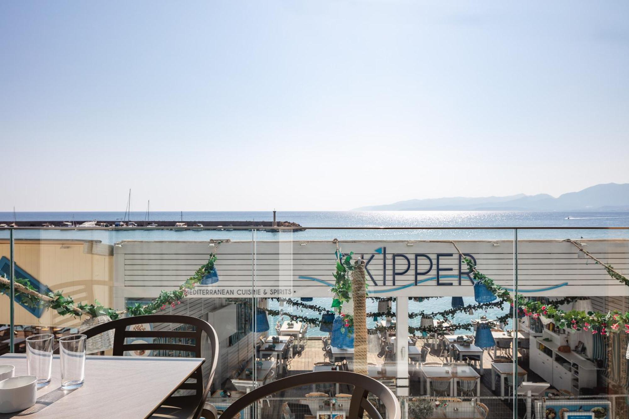 Skipper Beachfront Suites 赫索尼索斯 客房 照片