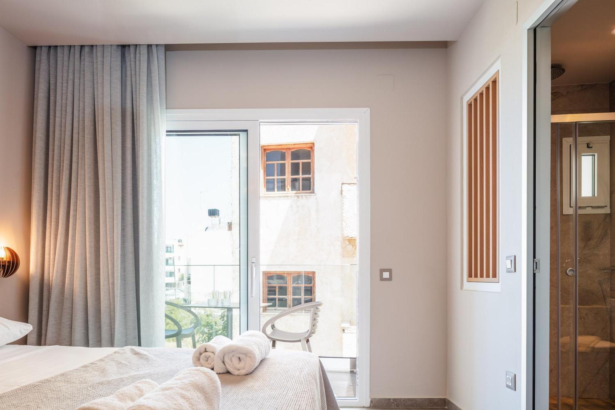 Skipper Beachfront Suites 赫索尼索斯 客房 照片