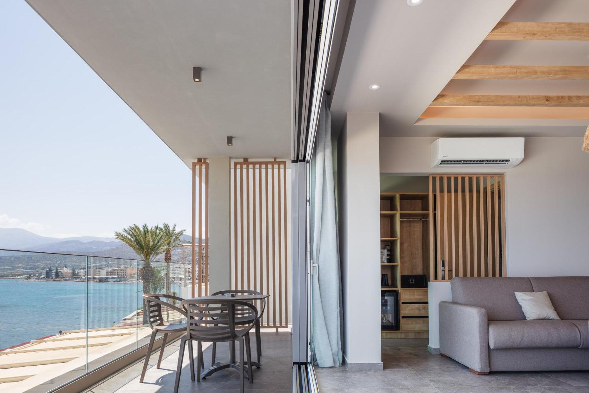 Skipper Beachfront Suites 赫索尼索斯 外观 照片
