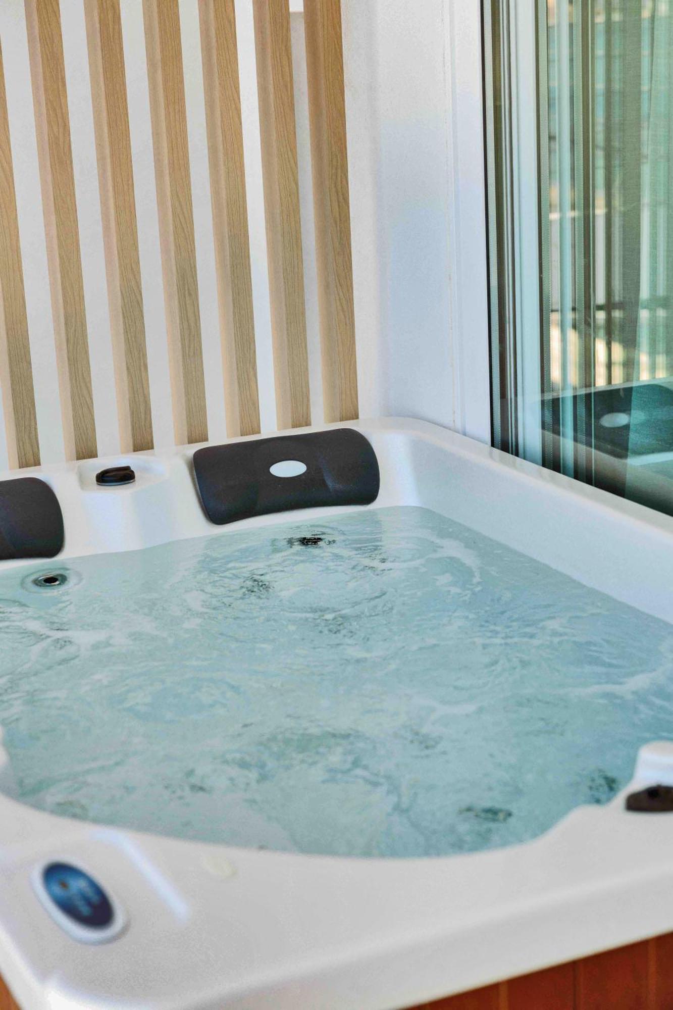 Skipper Beachfront Suites 赫索尼索斯 外观 照片